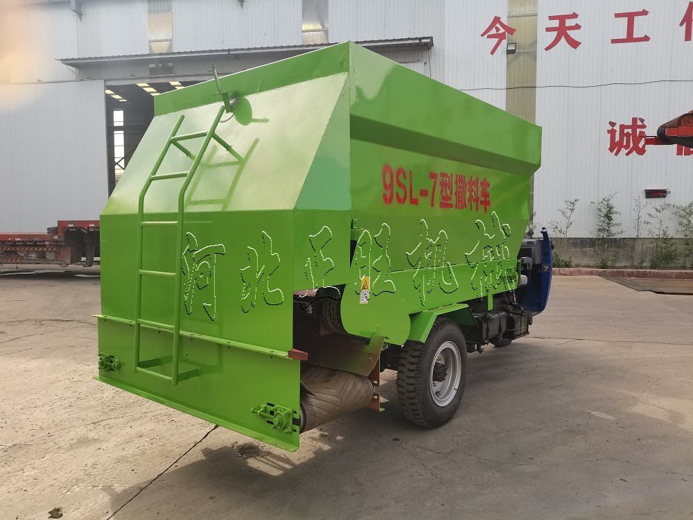 電動撒料車是什么？